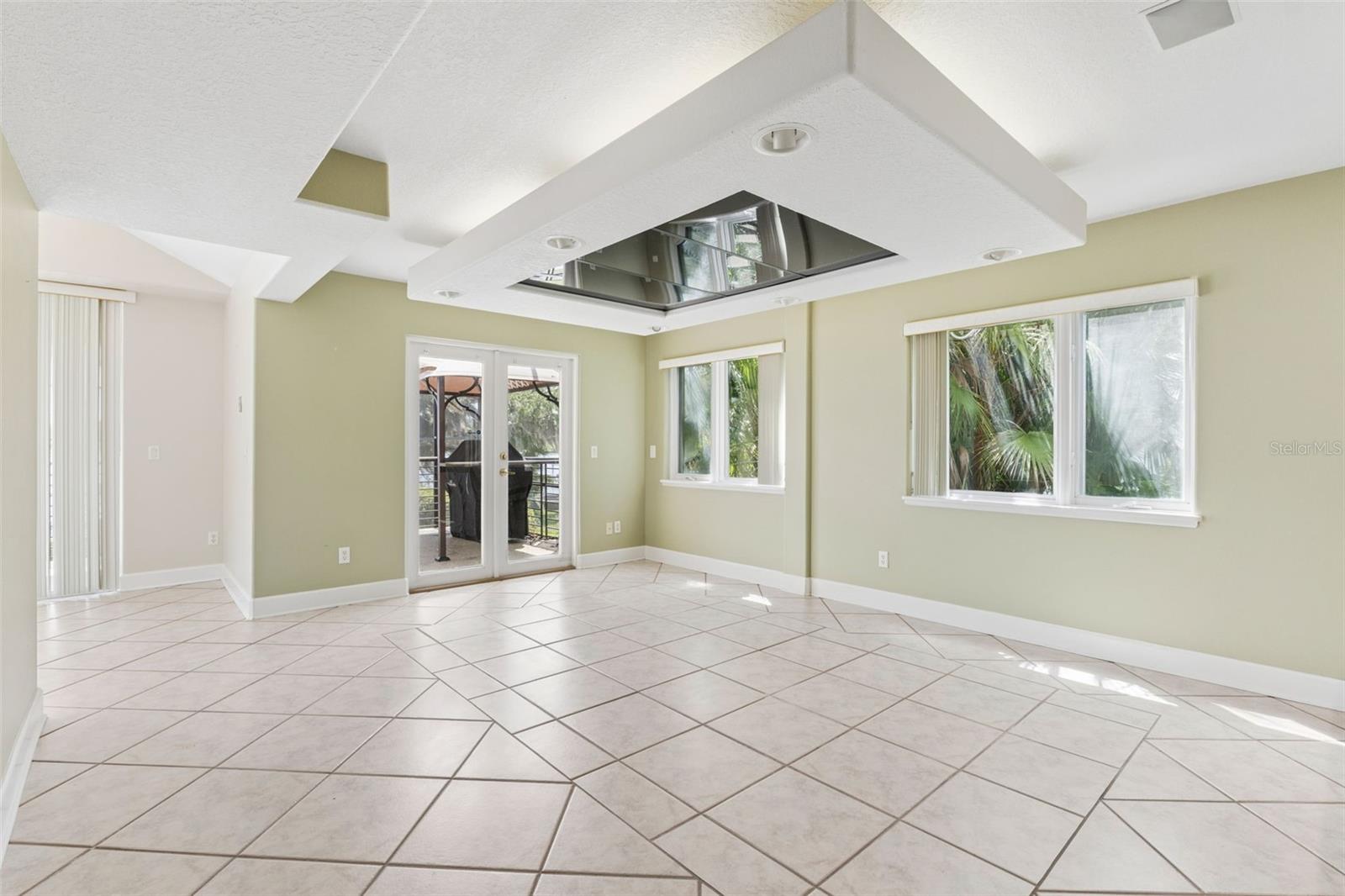 4301 Down Point Ln Property Photo 12