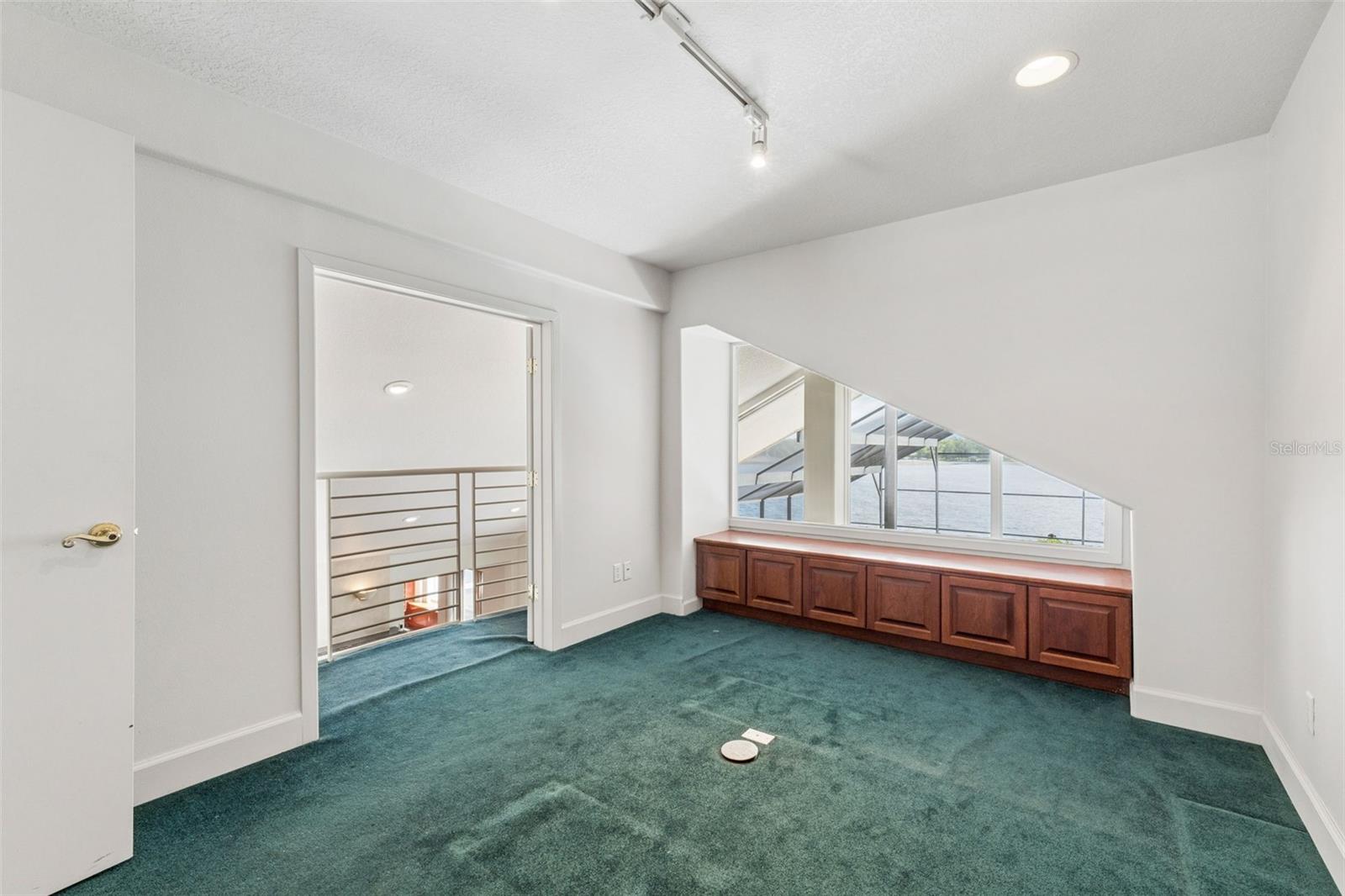 4301 Down Point Ln Property Photo 34