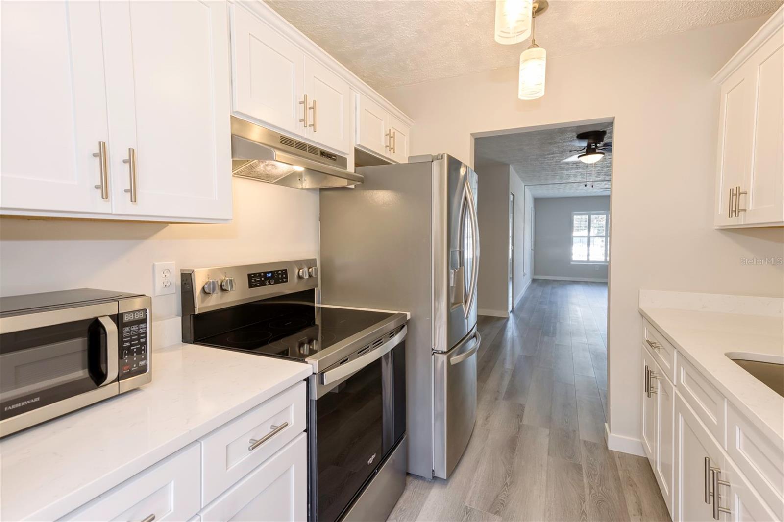 5441 Hansel Ave #j15 Property Photo 8