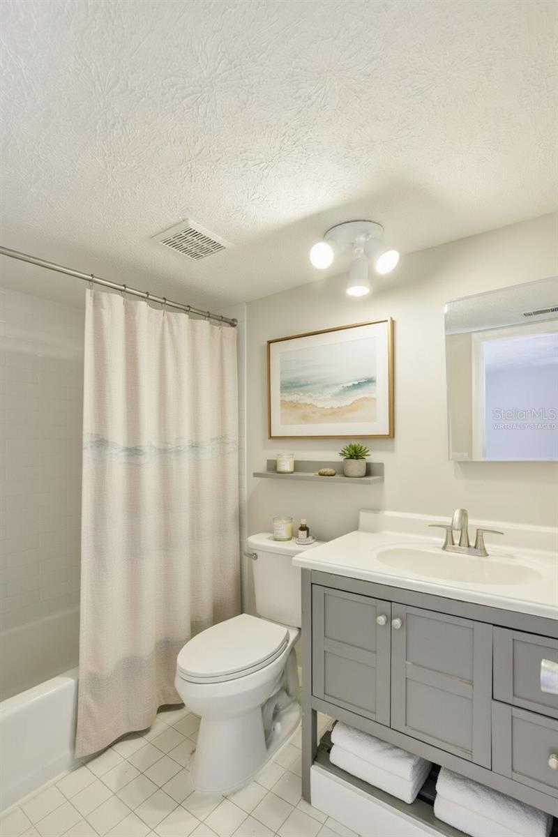5441 Hansel Ave #j15 Property Photo 18