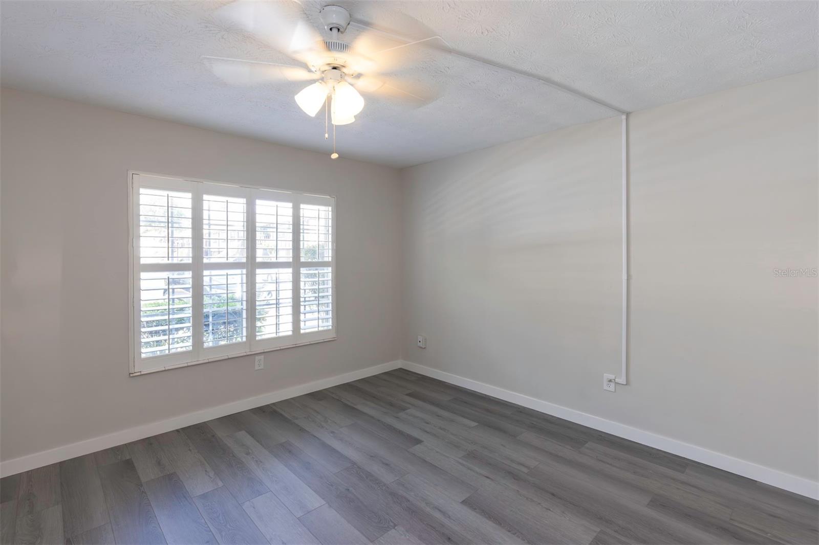5441 Hansel Ave #j15 Property Photo 19