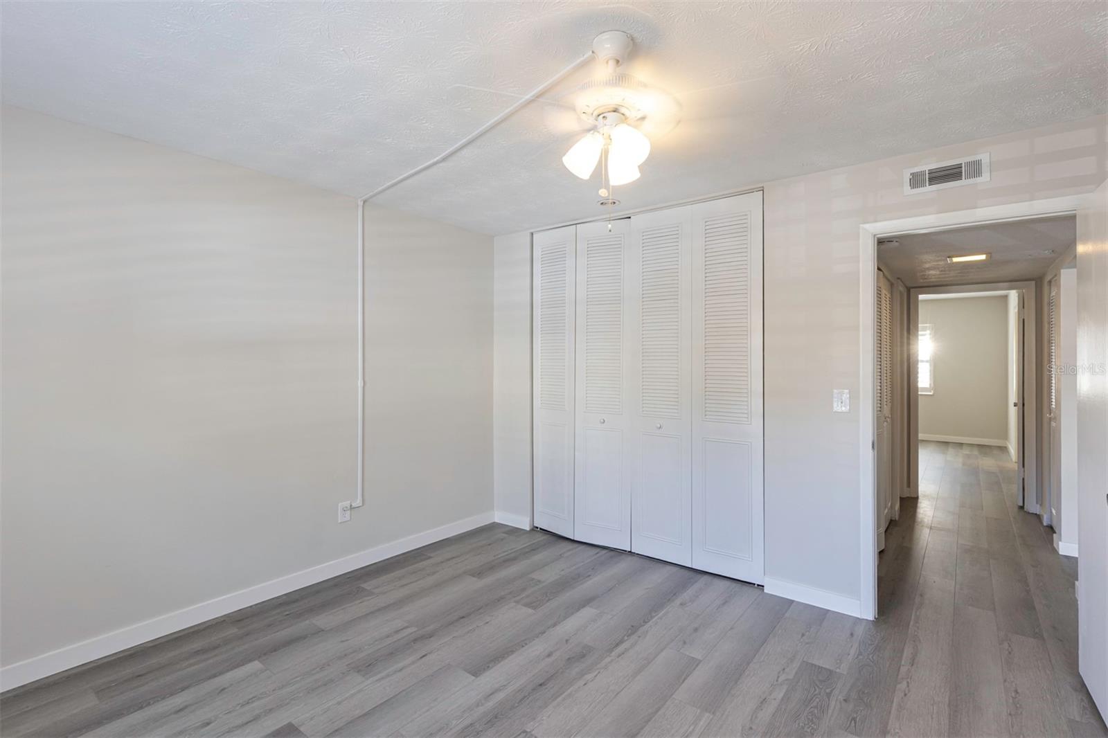 5441 Hansel Ave #j15 Property Photo 21