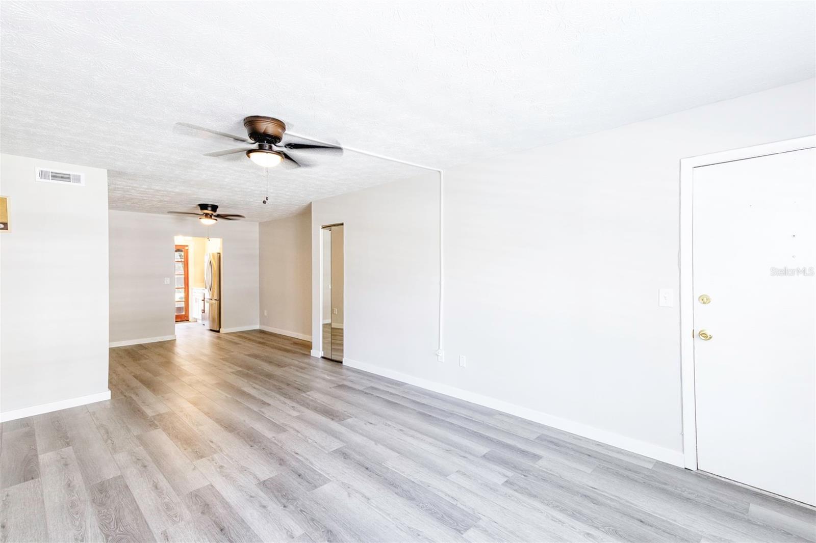 5441 Hansel Ave #j15 Property Photo 22