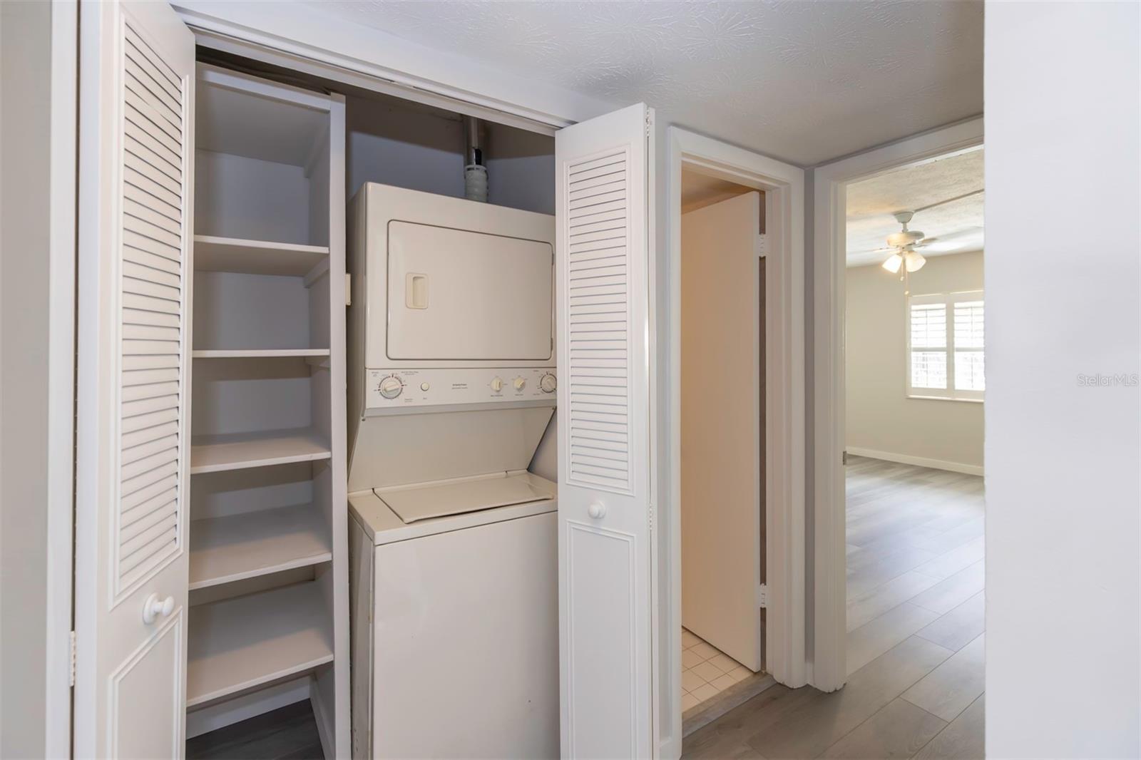 5441 Hansel Ave #j15 Property Photo 24