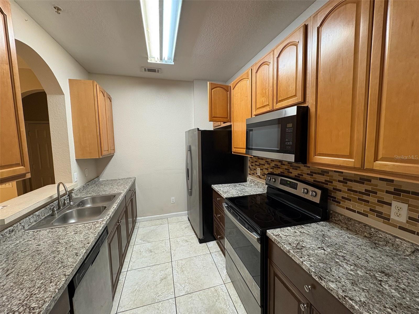 6451 Old Park Ln #102 Property Photo 18