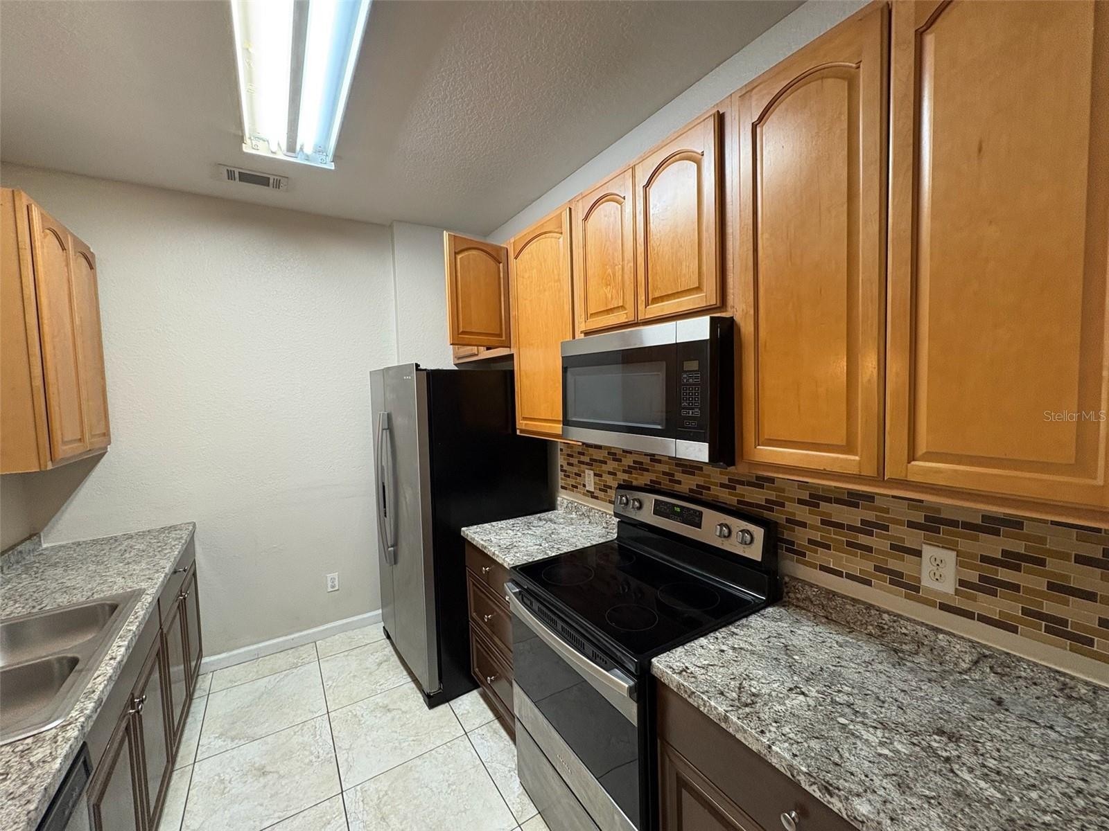 6451 Old Park Ln #102 Property Photo 19