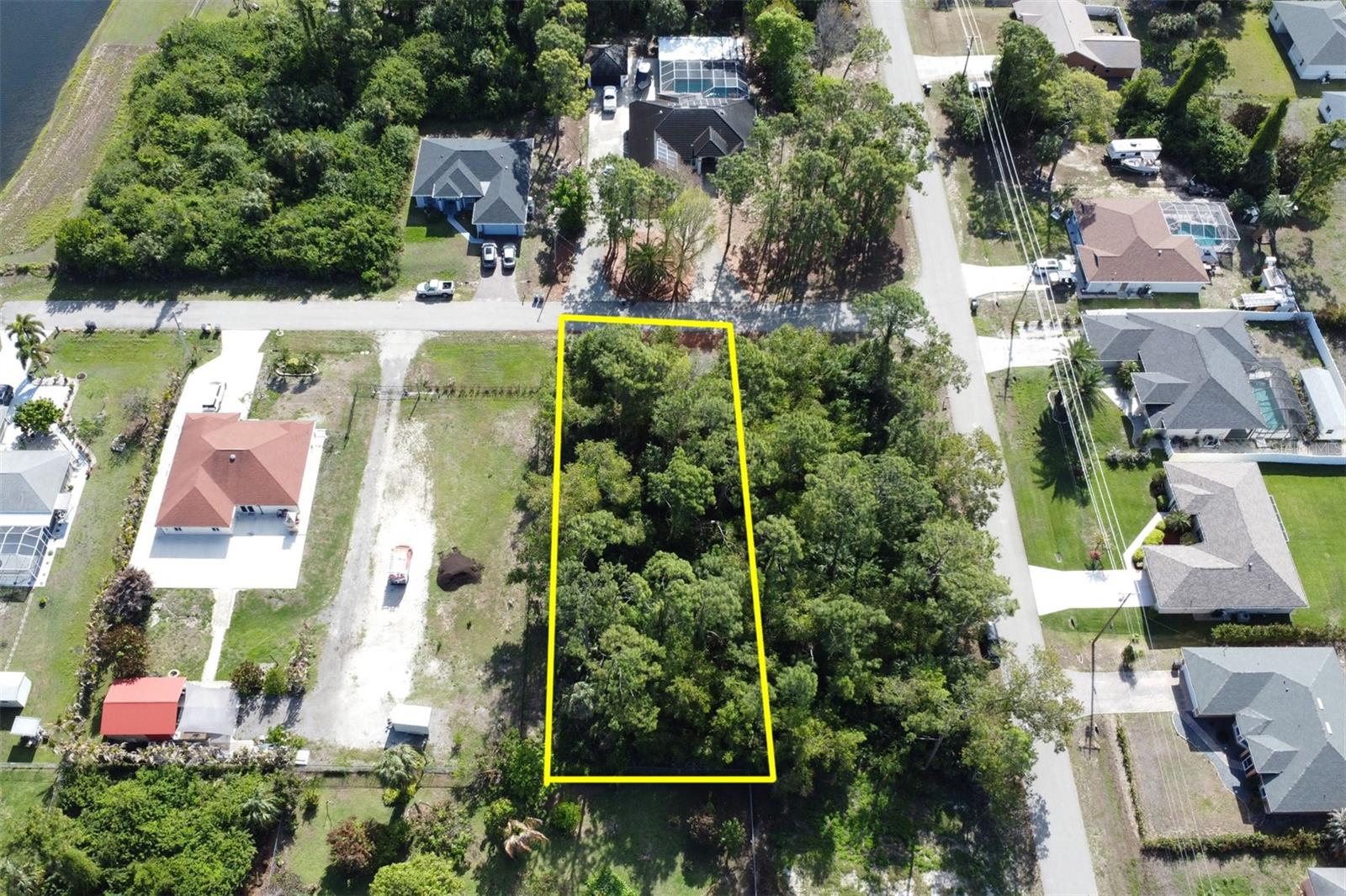 1103 Dorothy Ave N Property Photo 6
