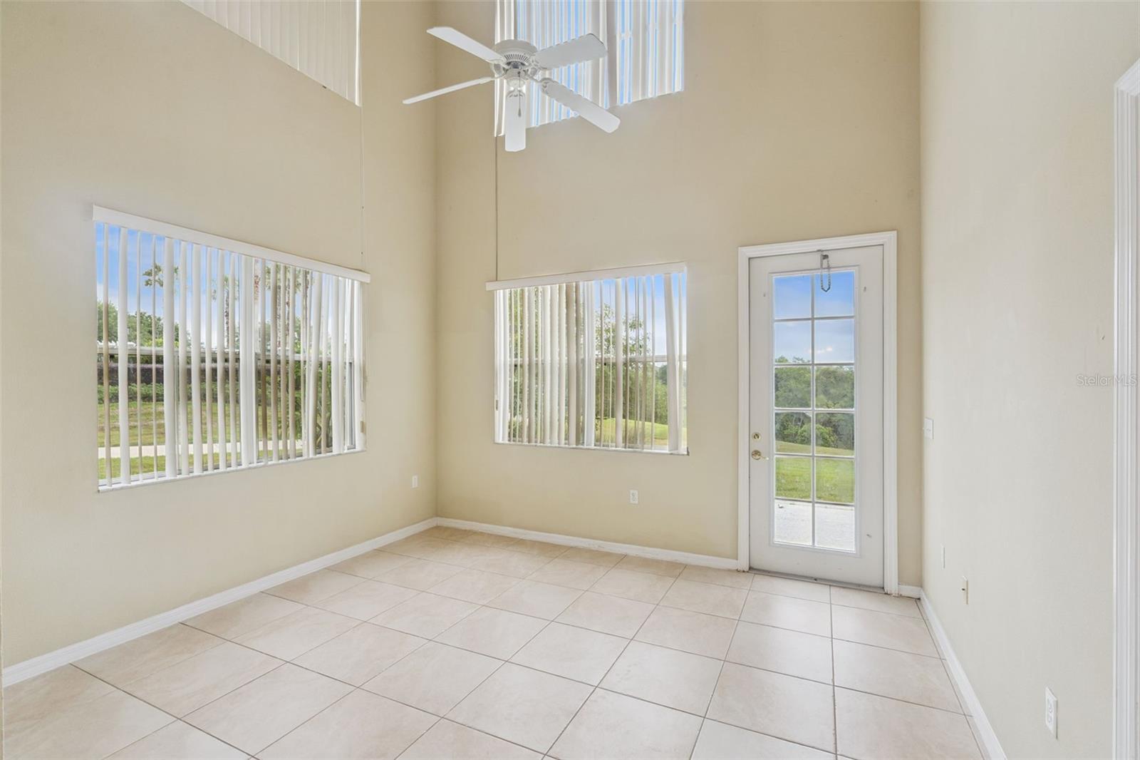 722 Chacall Loop Property Photo 3