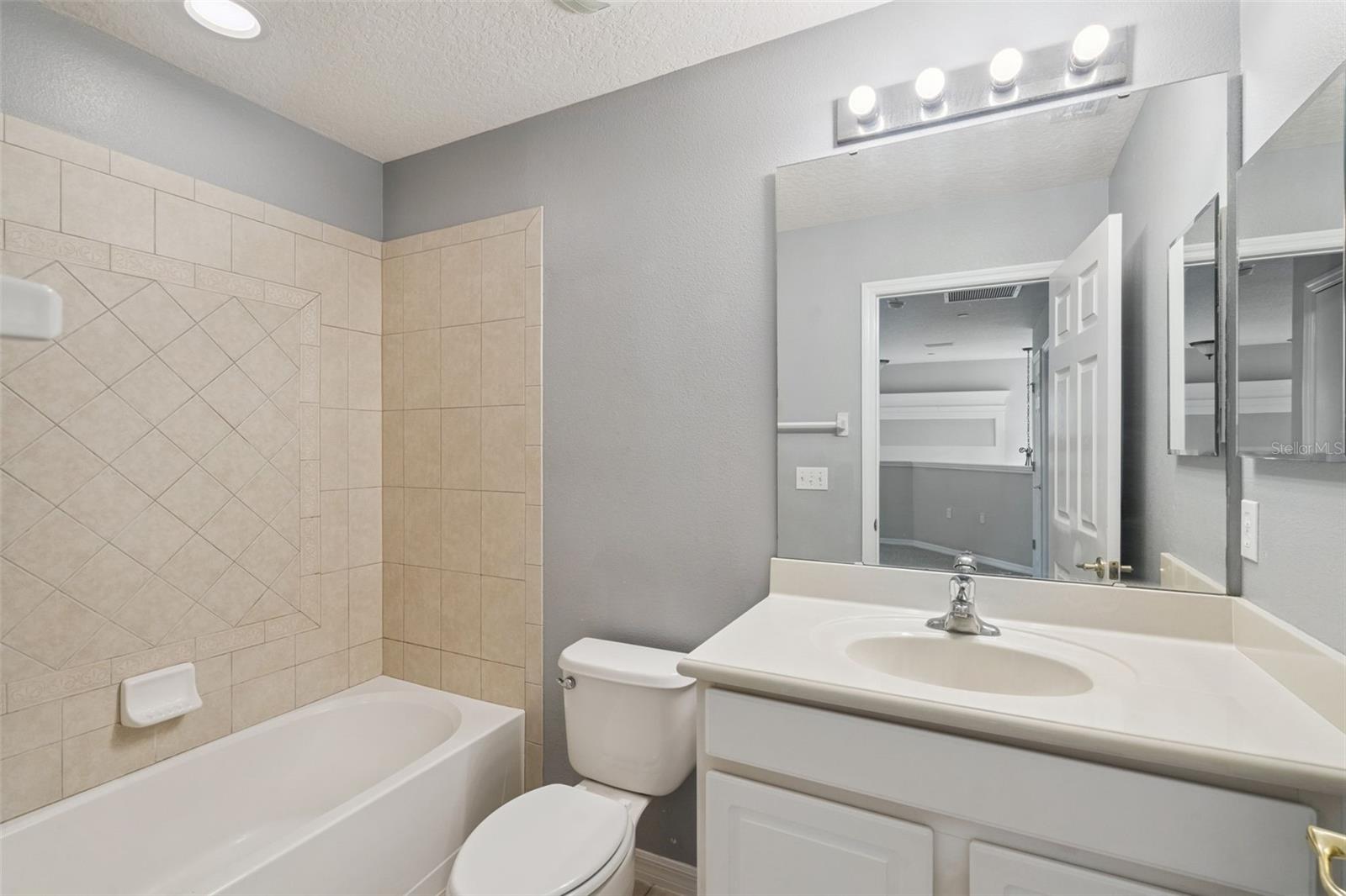 722 Chacall Loop Property Photo 17