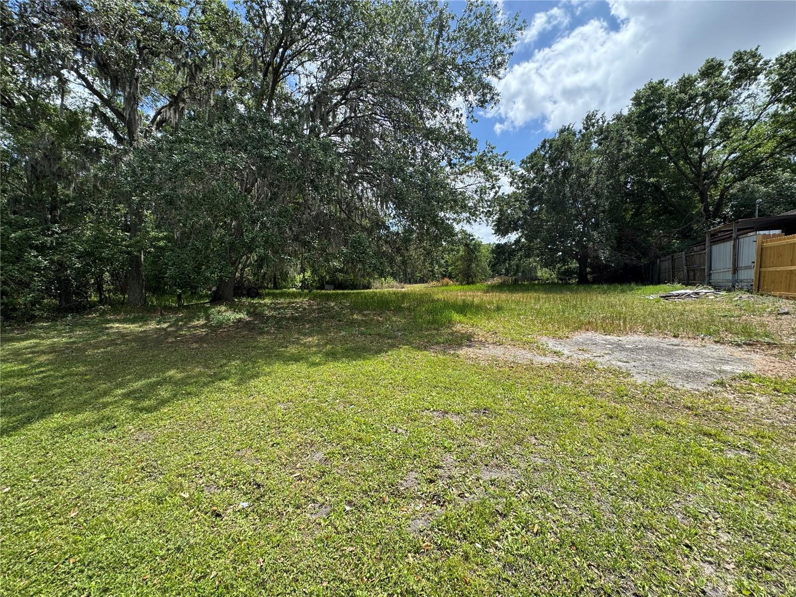 2424 Crystal Hills Loop E Property Photo 3