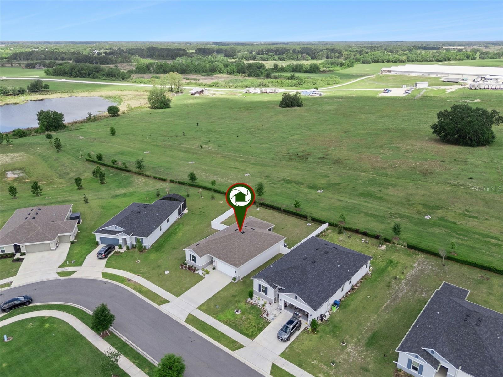 1682 Littleleaf Boxwood Loop Property Photo 2