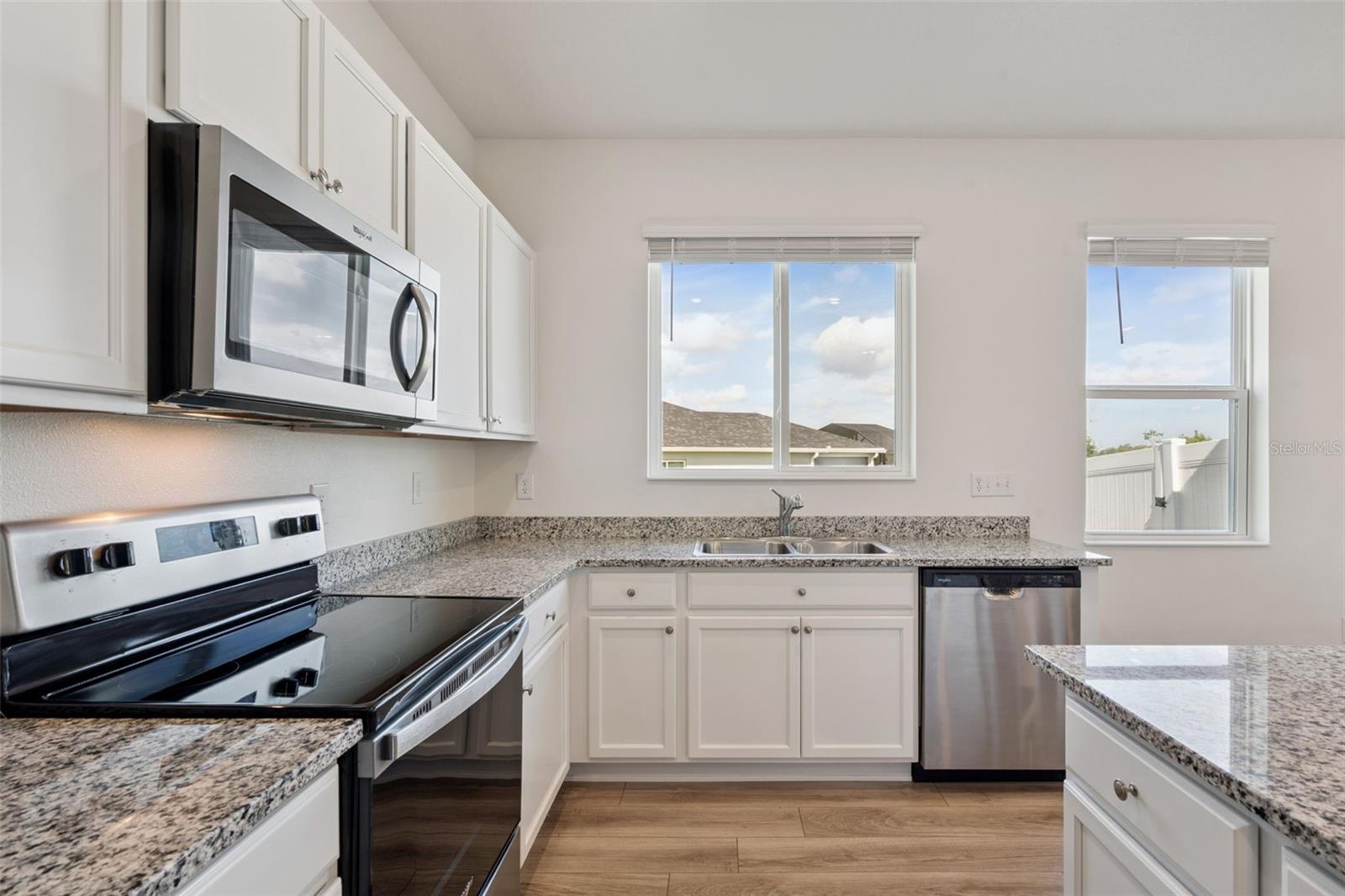 1682 Littleleaf Boxwood Loop Property Photo 13
