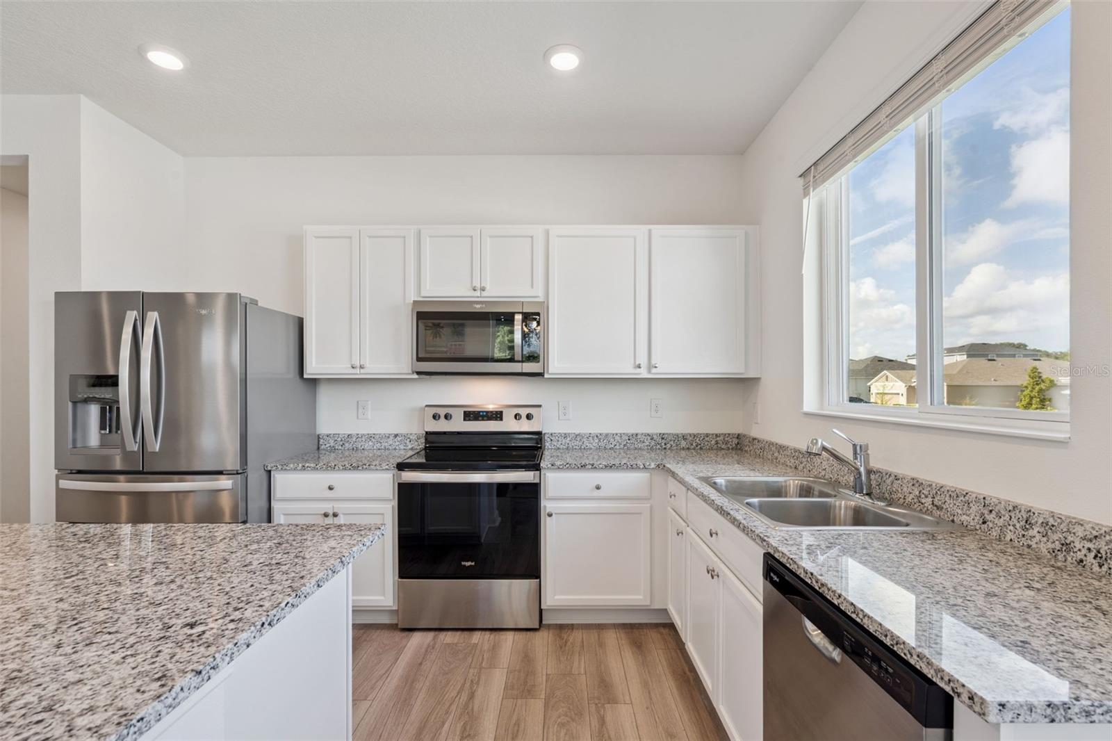 1682 Littleleaf Boxwood Loop Property Photo 15