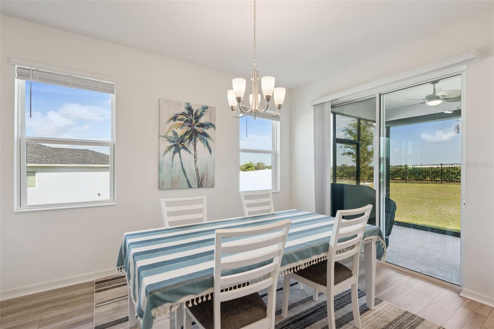 1682 Littleleaf Boxwood Loop Property Photo 20