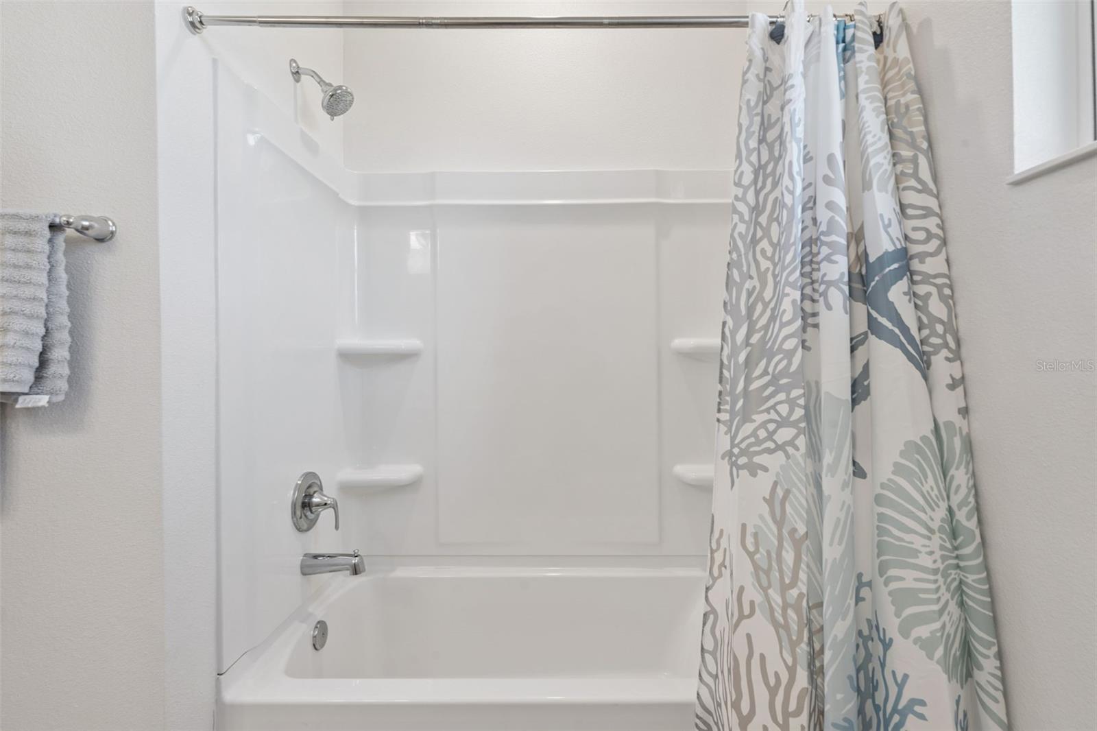 1682 Littleleaf Boxwood Loop Property Photo 28