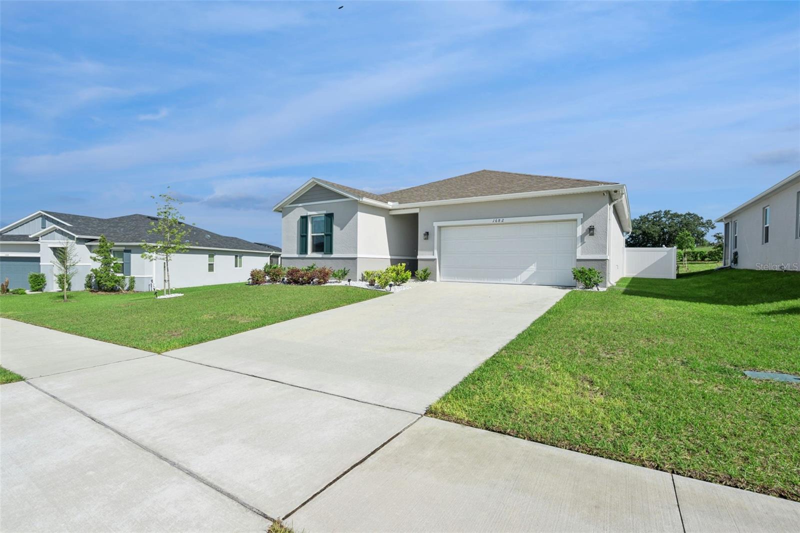 1682 Littleleaf Boxwood Loop Property Photo 49