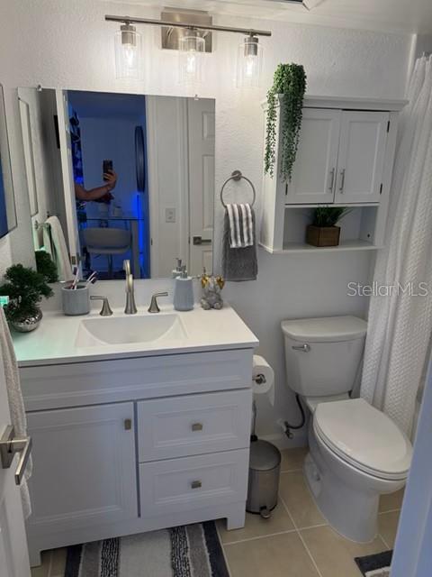 355 Lakepointe Dr #304 Property Photo 11