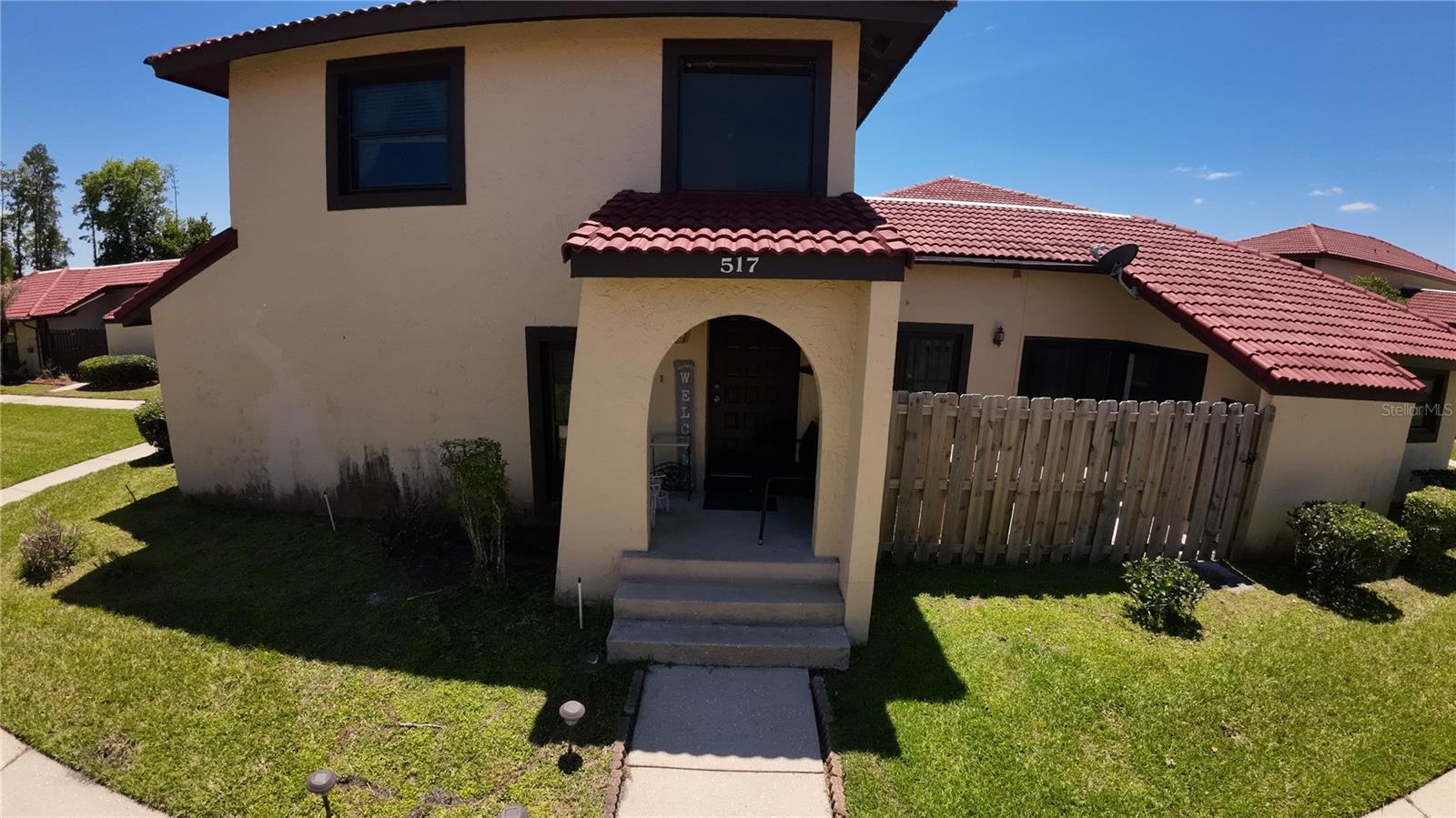 O6398612 Property Photo 2