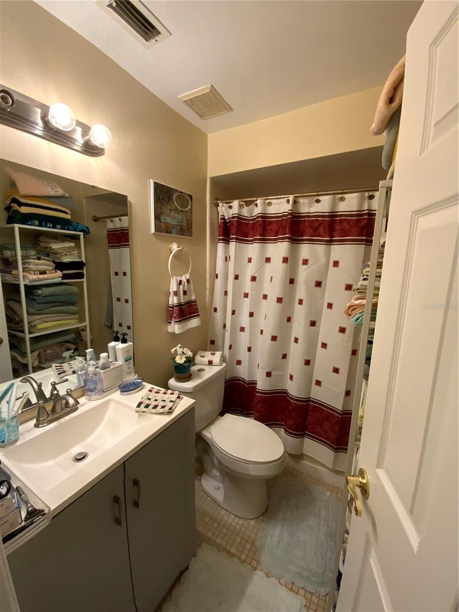 O6398612 Property Photo 20