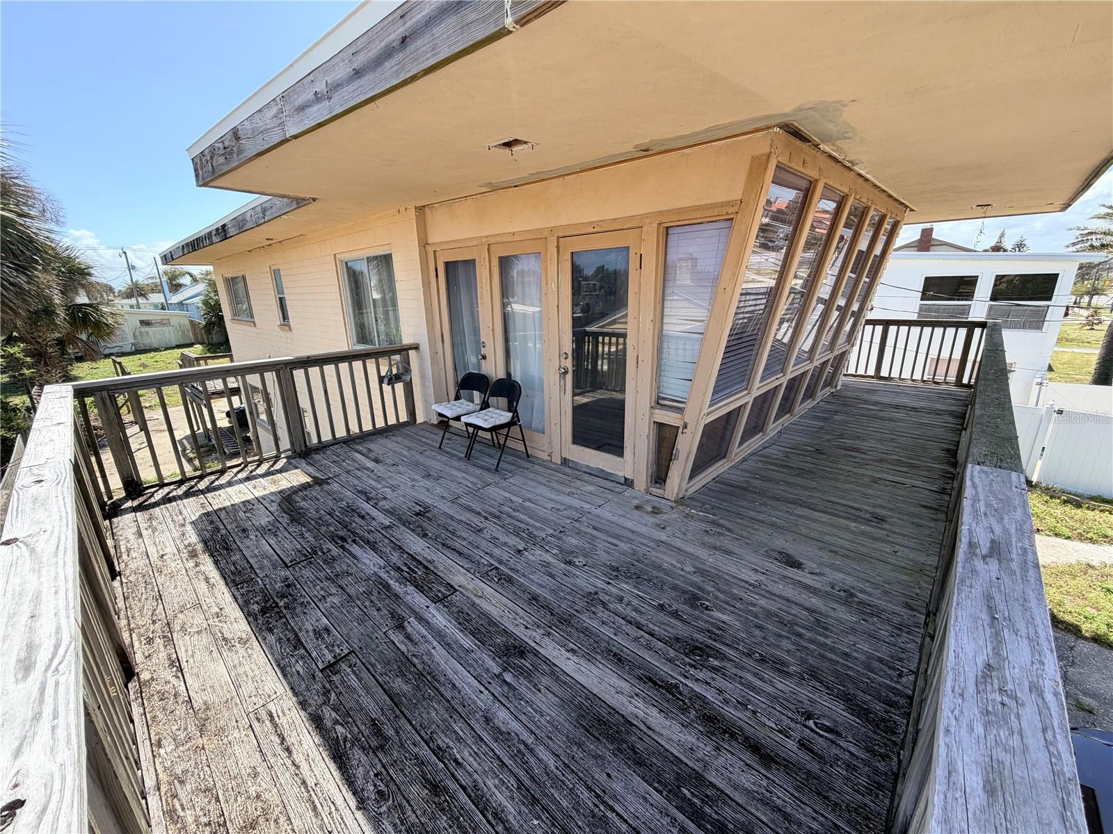 538 Revilo Blvd Property Photo 7