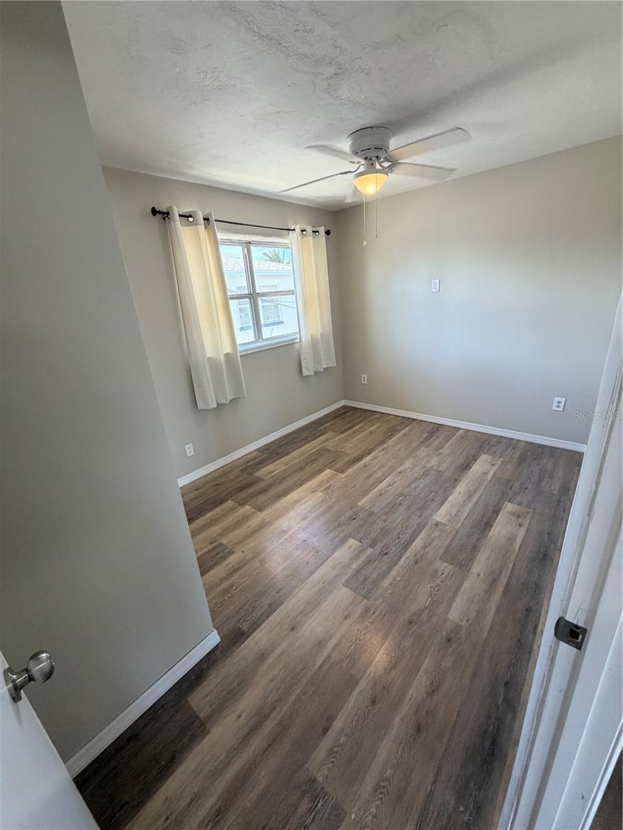 538 Revilo Blvd Property Photo 23