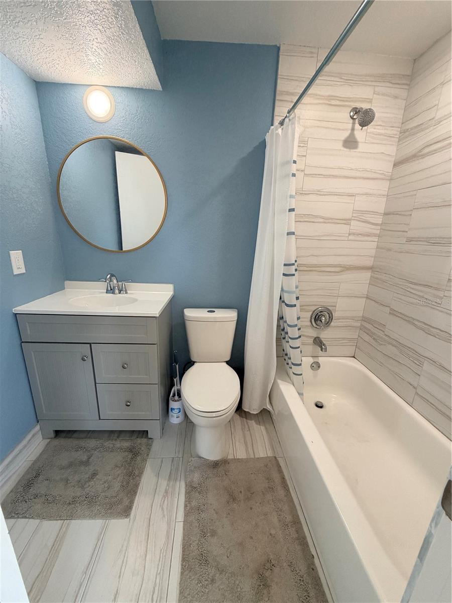 538 Revilo Blvd Property Photo 29
