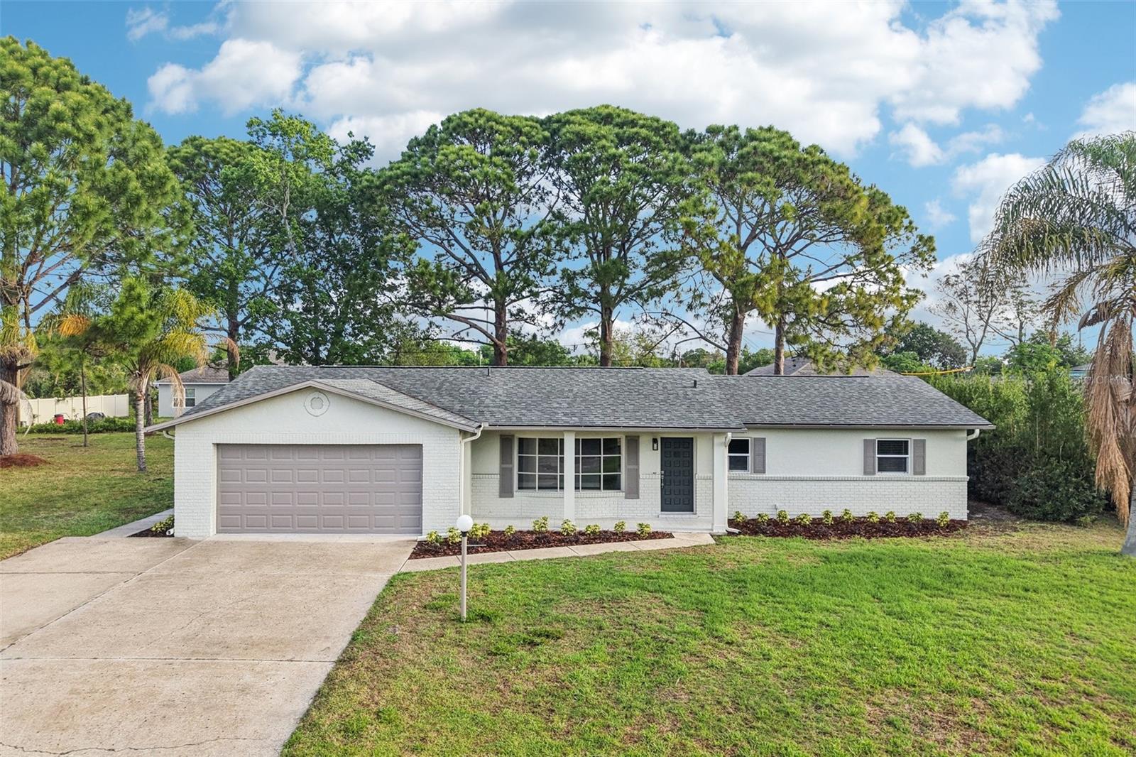 1412 Digarmo Ter Property Photo 1