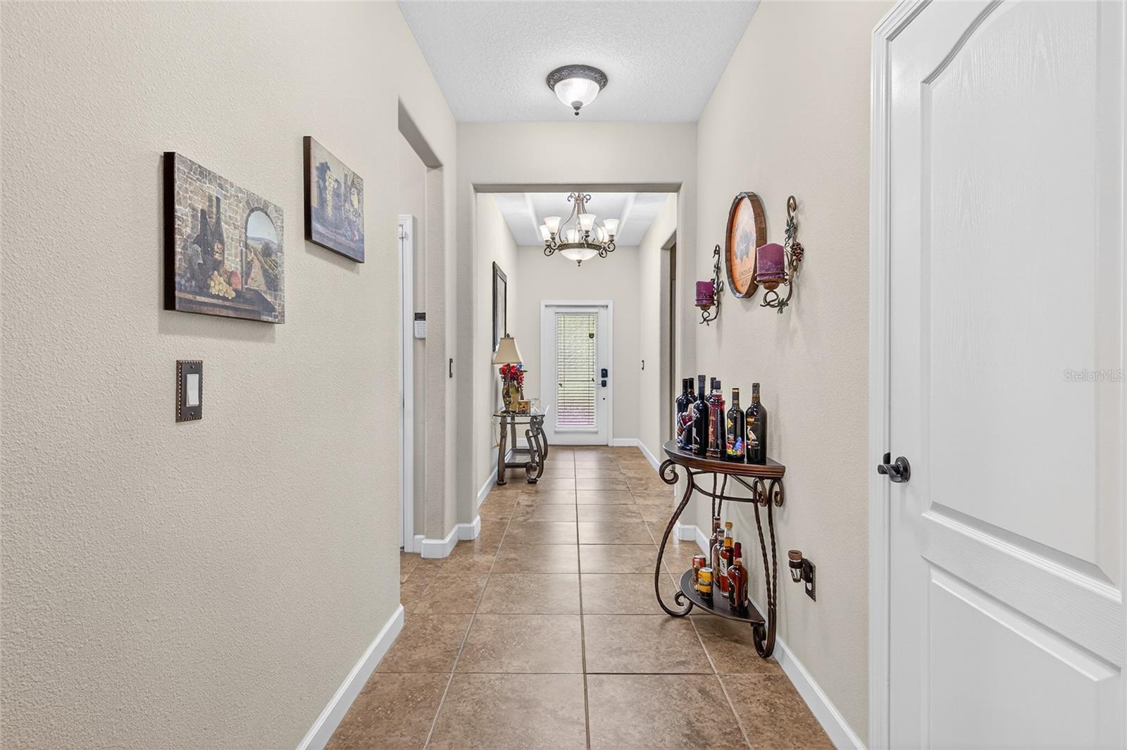 2202 Romanum Dr Property Photo 3
