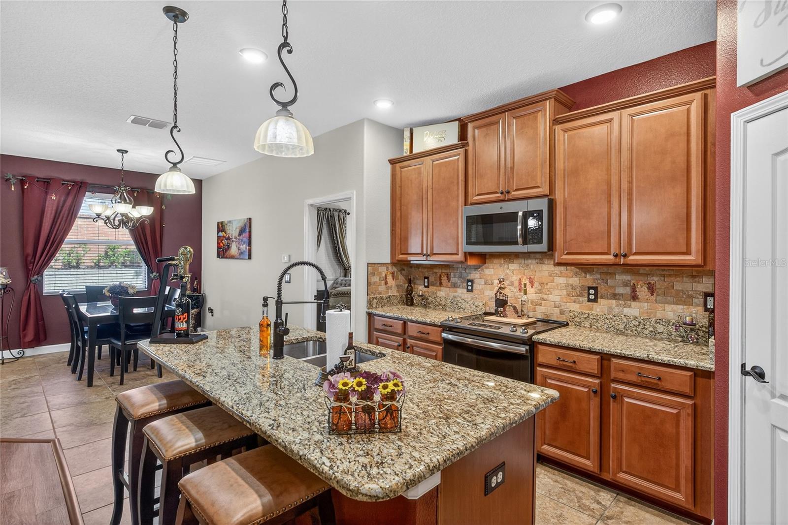 2202 Romanum Dr Property Photo 12