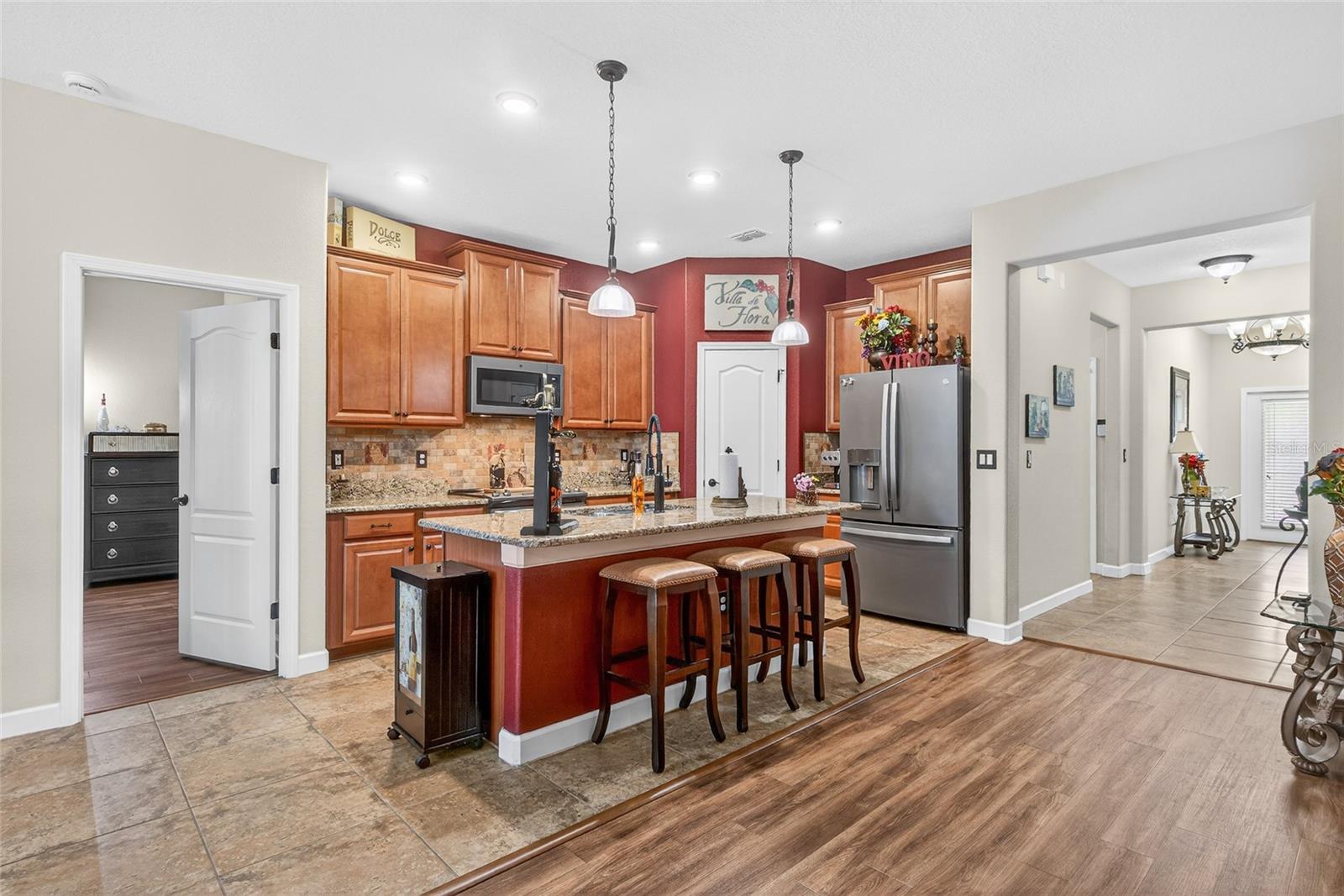 2202 Romanum Dr Property Photo 15