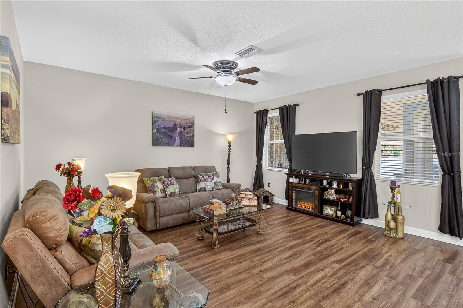 2202 Romanum Dr Property Photo 16