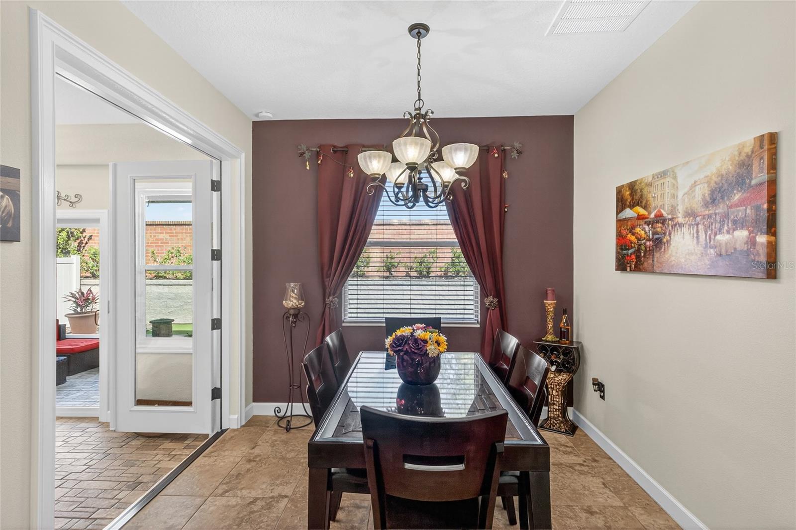 2202 Romanum Dr Property Photo 20