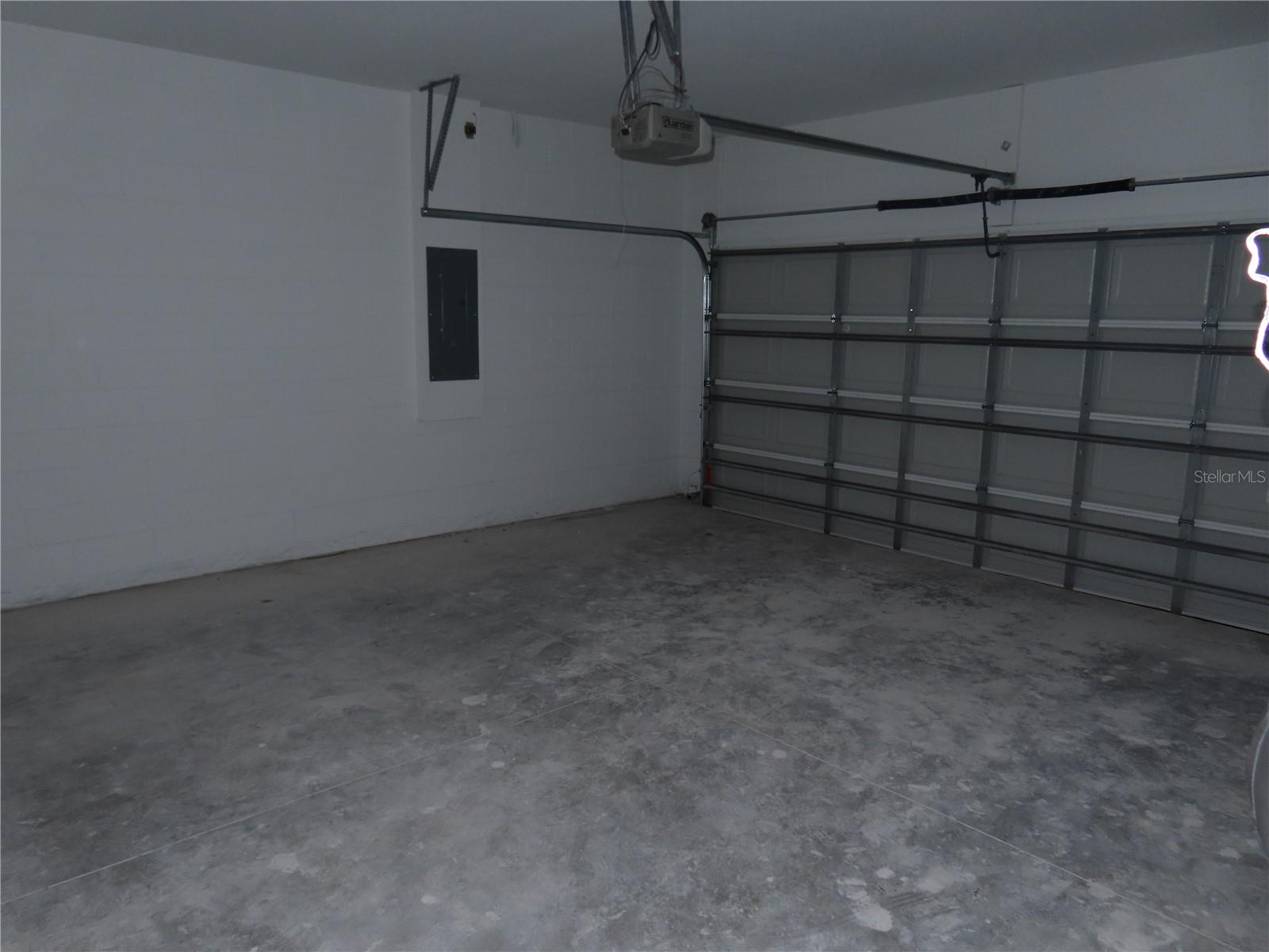 4517 America St Property Photo 5