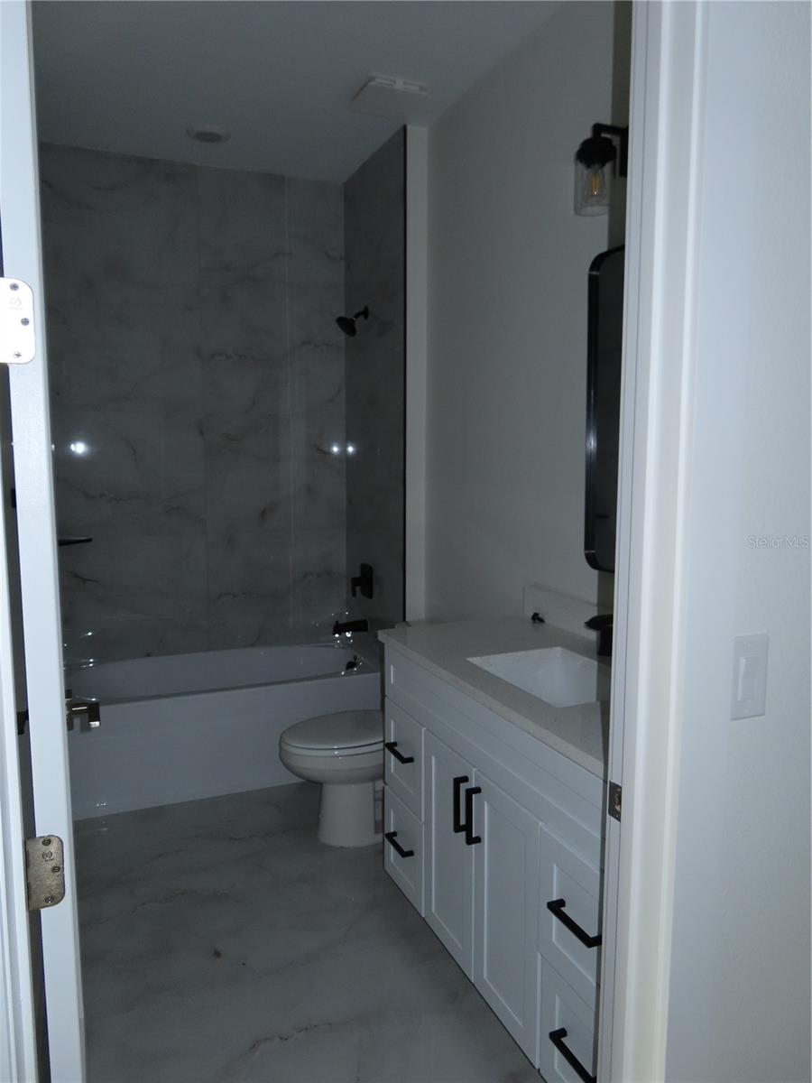 4517 America St Property Photo 16