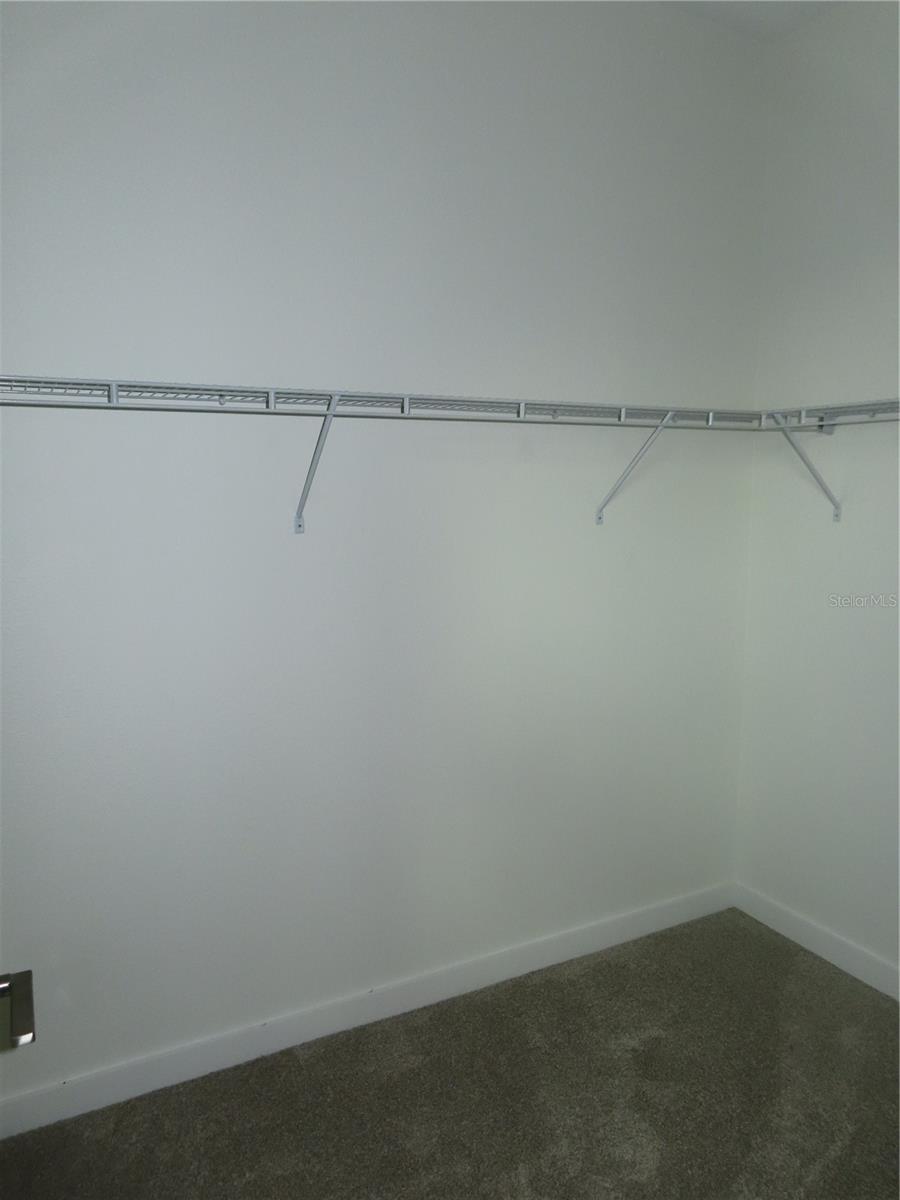 4517 America St Property Photo 24