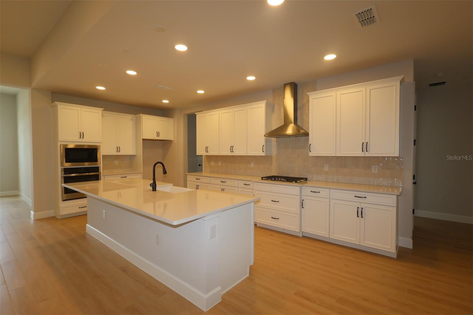 3254 Wolf Lake Ave Property Photo 6