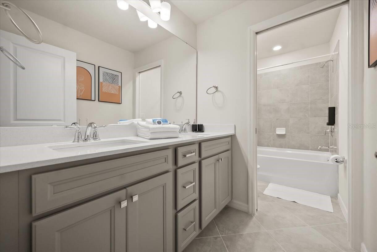 15952 Cape Coral Loop Property Photo 28