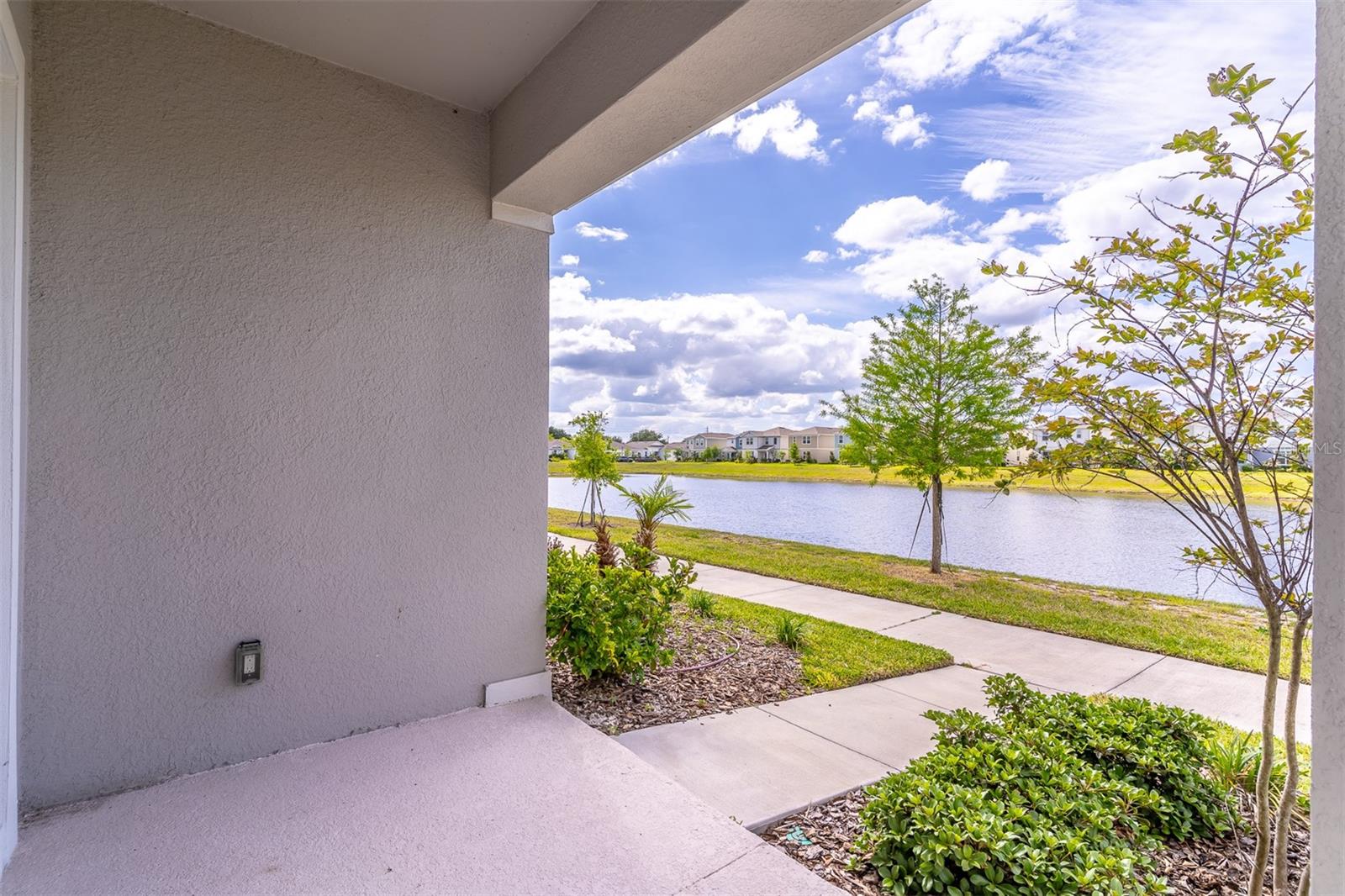 6074 Windy Leaf Aly Property Photo 6