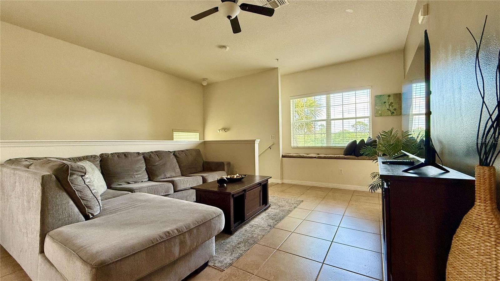 2831 Oakwater Dr #2831 Property Photo 6