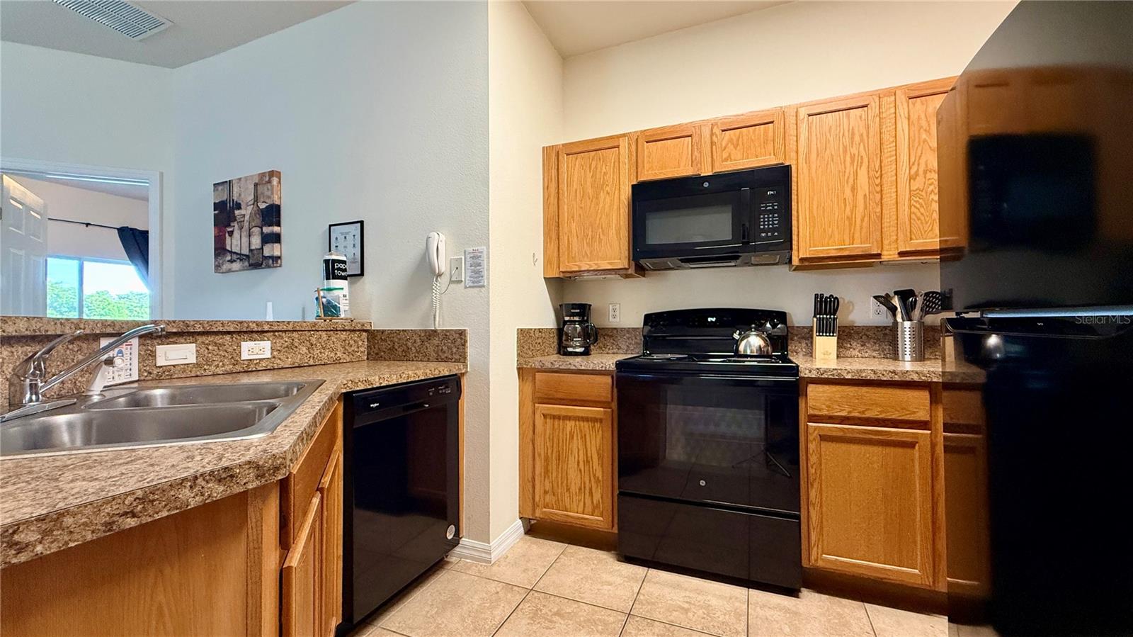 2831 Oakwater Dr #2831 Property Photo 9