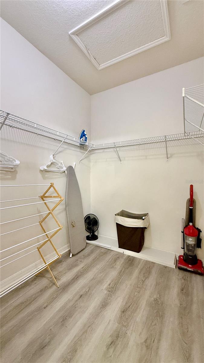 2831 Oakwater Dr #2831 Property Photo 17