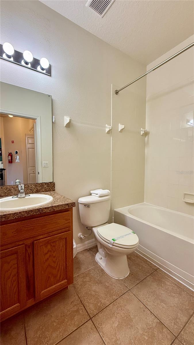 2831 Oakwater Dr #2831 Property Photo 22