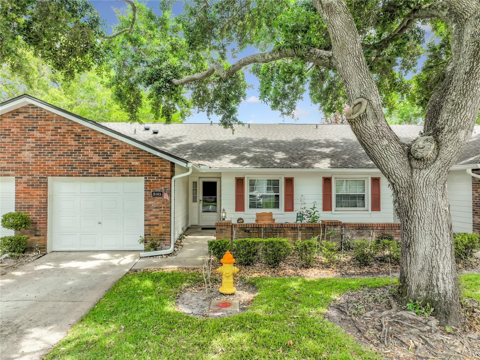 5143 Lazy Oaks Dr #5143 Property Photo 4
