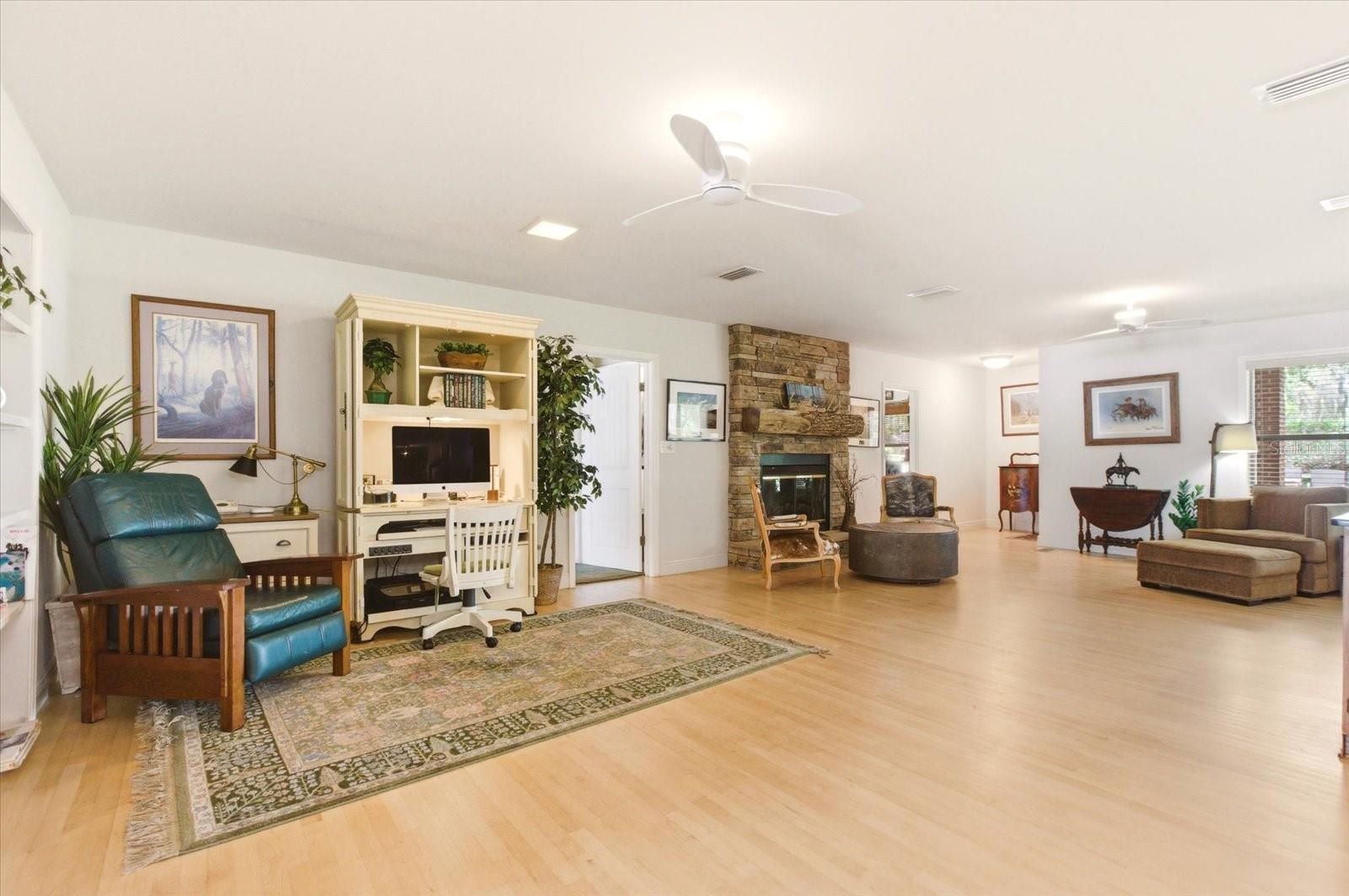 4910 E Lake Dr Property Photo 26