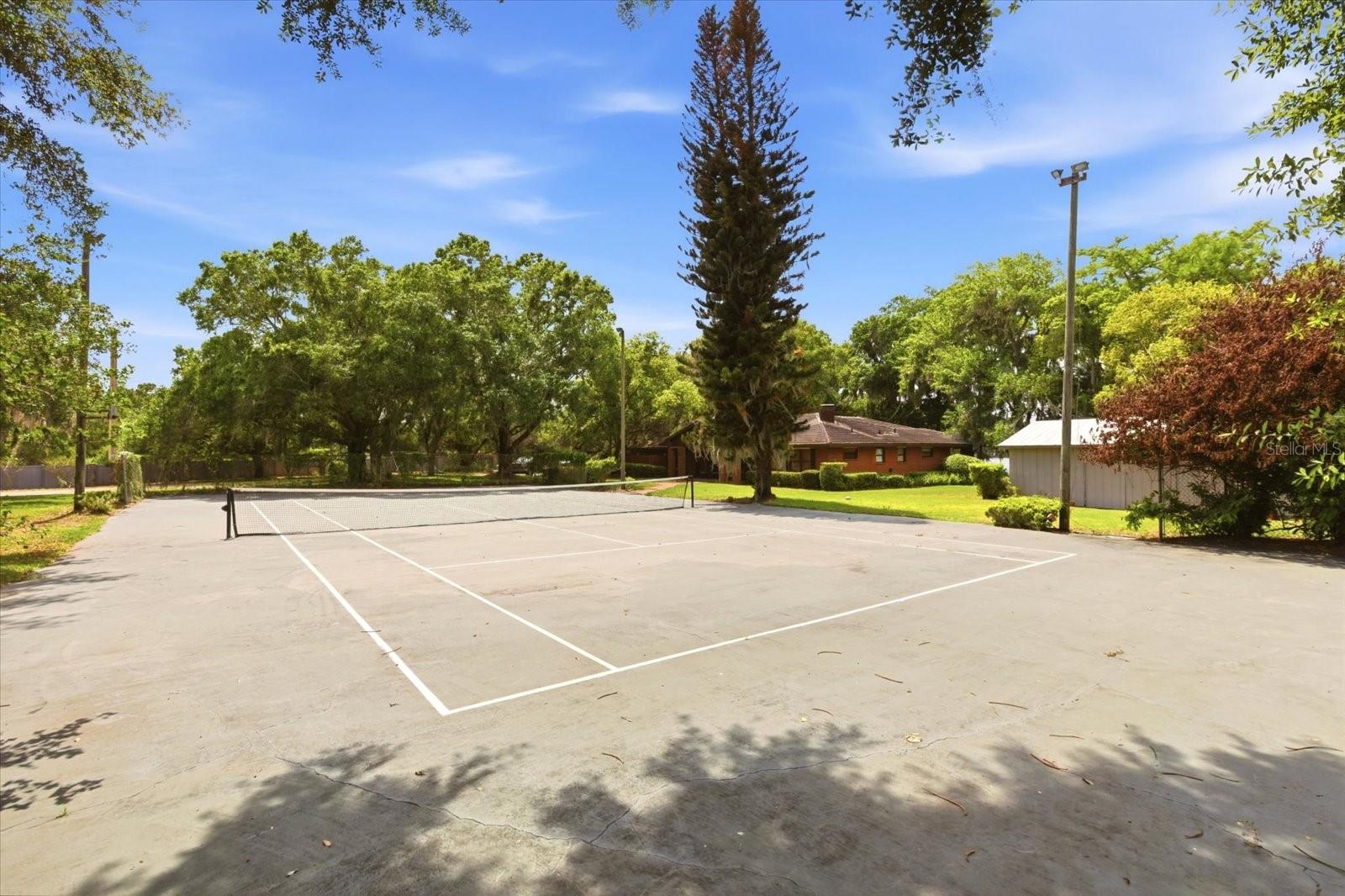 4910 E Lake Dr Property Photo 42