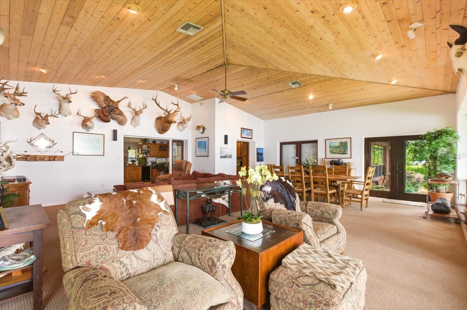 4910 E Lake Dr Property Photo 45