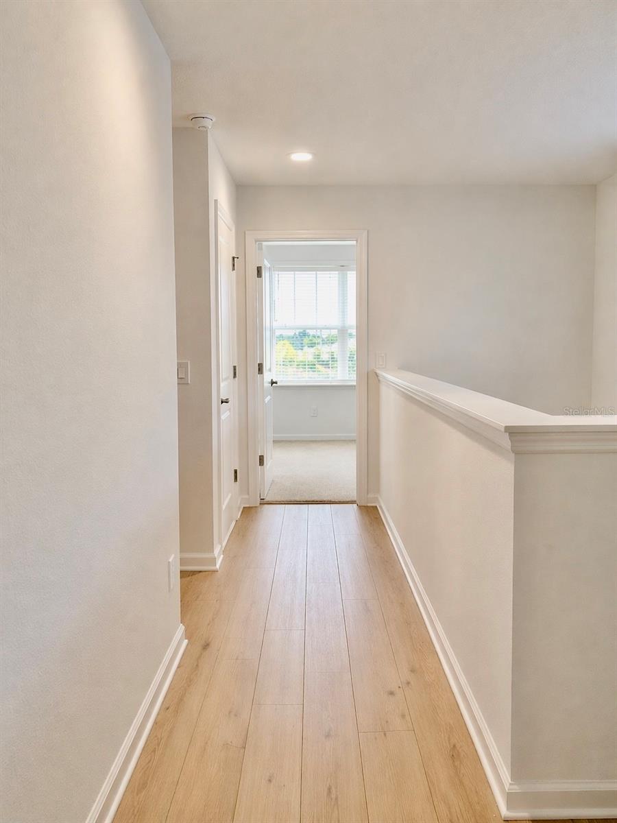 1741 Crowncrest Dr Property Photo 10