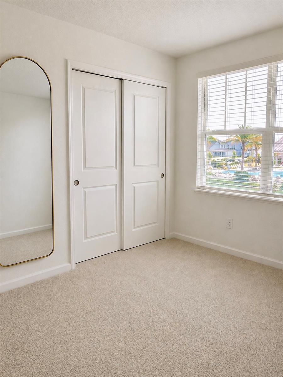 1741 Crowncrest Dr Property Photo 18