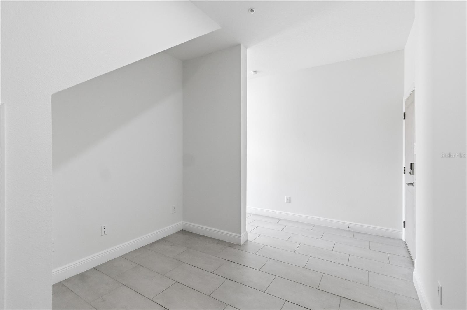 13444 Stoddart Ave Property Photo 12