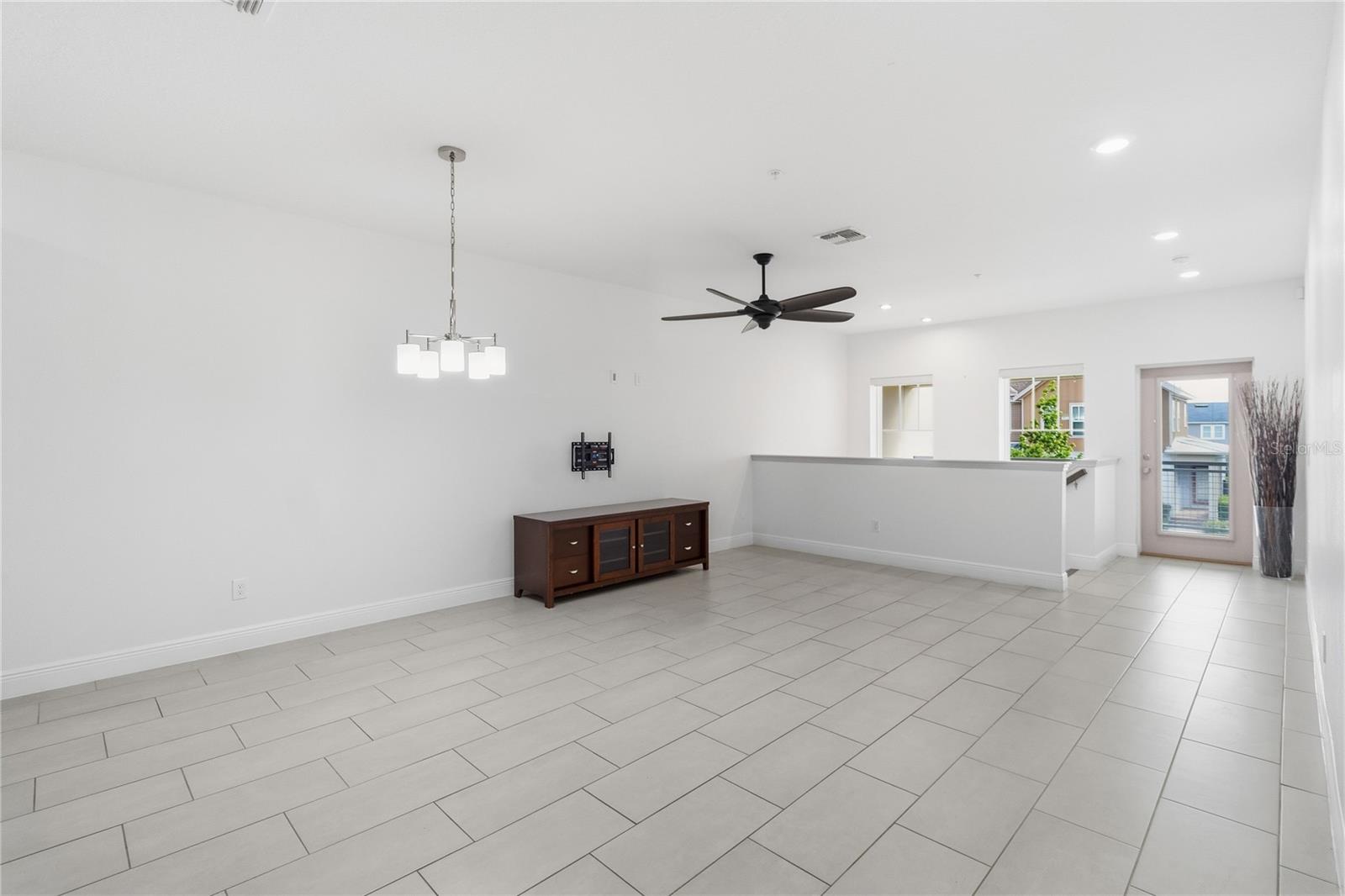 13444 Stoddart Ave Property Photo 21